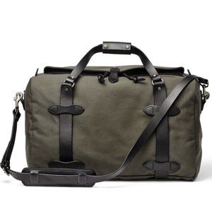 Filson Medium Duffle - Root *Rare Color*
